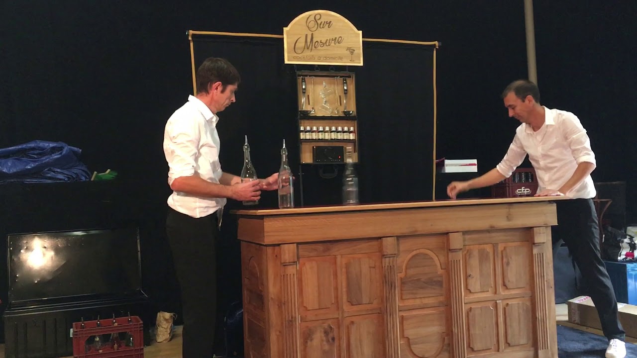 actualités 意味 Extrait du spectacle Sur Mesure des Tout par Terre