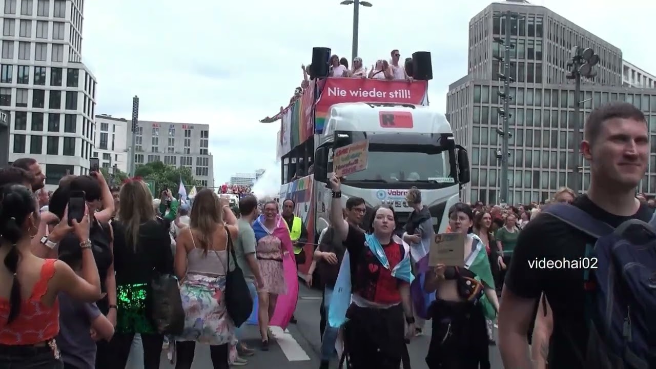 CSD 2025   Nie wieder still