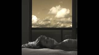 Erika De Casier - Miss