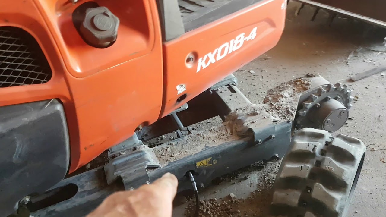 Excavator Kubota rubber track coming loose YouTube