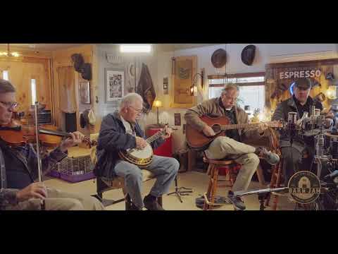 Liza Jane (Alternate Version) + Wildwood Flower + Sourwood Mountain | February 2023 Barn Jam