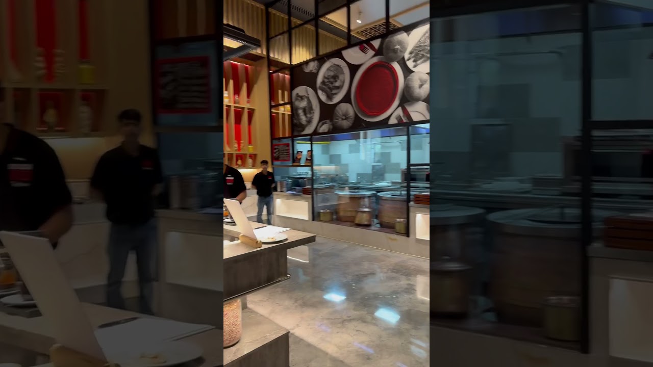 YUMMIEST BREAKFAST OF MY LIFE | RADDISON RED 