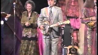 Video thumbnail of "The Isaacs.  Bluegrass Medley.  1992 (  Live in Atlanta )"