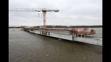 Elbebrücke construction using Underslung MSS