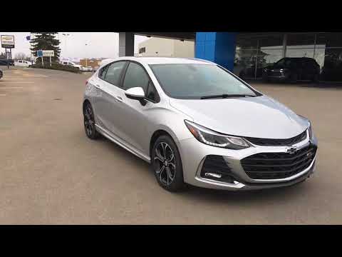 2019-chevrolet-cruze-lt-hatchback