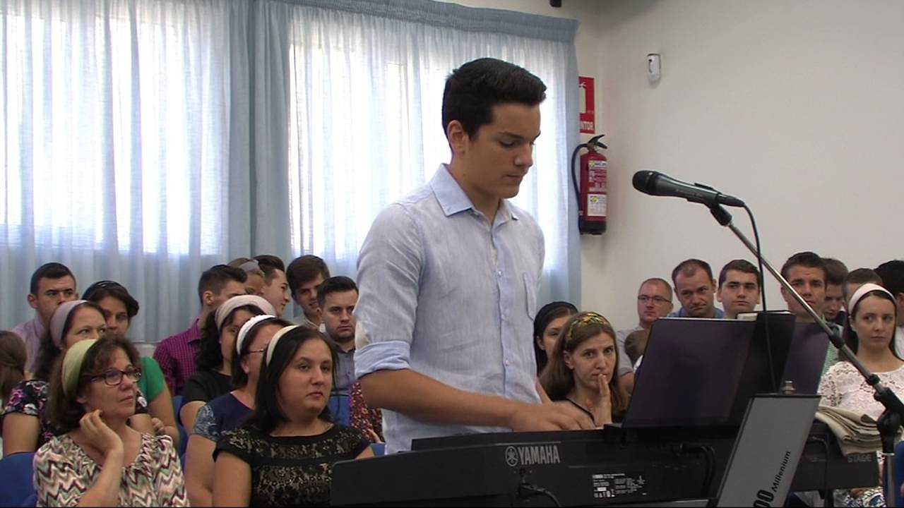 Cantare - Andrei Dradici - Stau si privesc cu drag