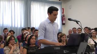 Cantare - Andrei Dradici - Stau si privesc cu drag