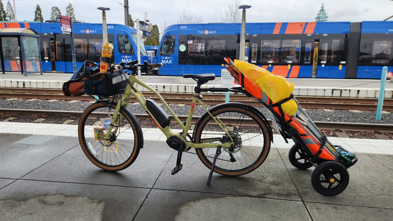 Burley Travoy trailer test ride.