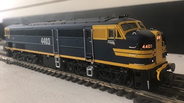 Auscision 44 class 4403 & Auscision 422 class HL203 Both with sound.