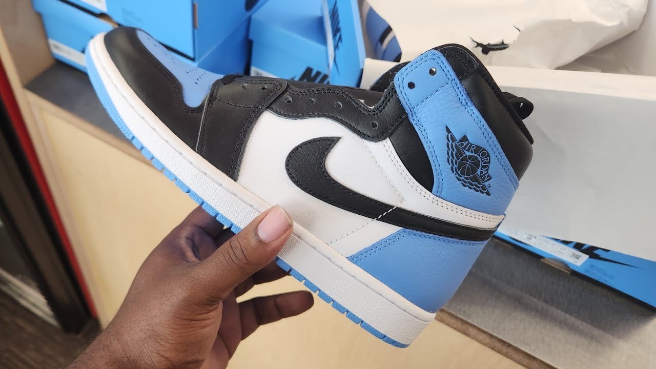 Jordan 1 Retro High OG UNC Toe - SNEAKERGALLERY