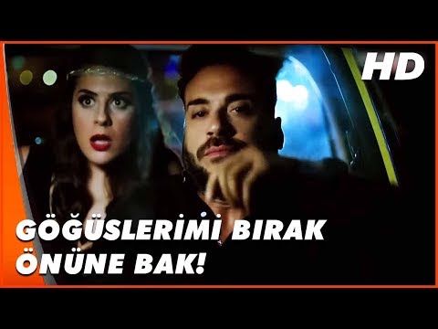 Aşk Nerede? | Ahmet'in Gözü, Yanlış Yerlere Kayıyor | Türk Komedi Filmi