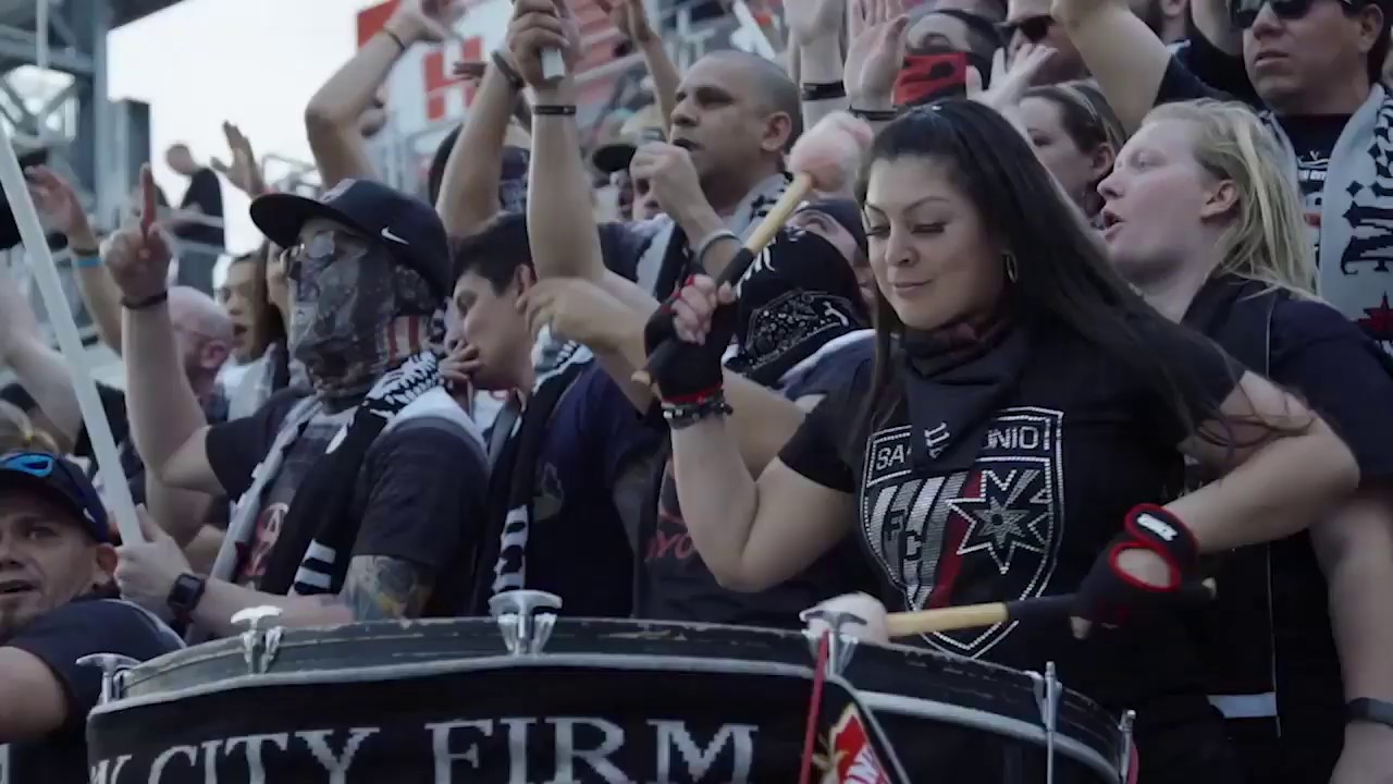 2019 is Near camera iphone 8 plus apk