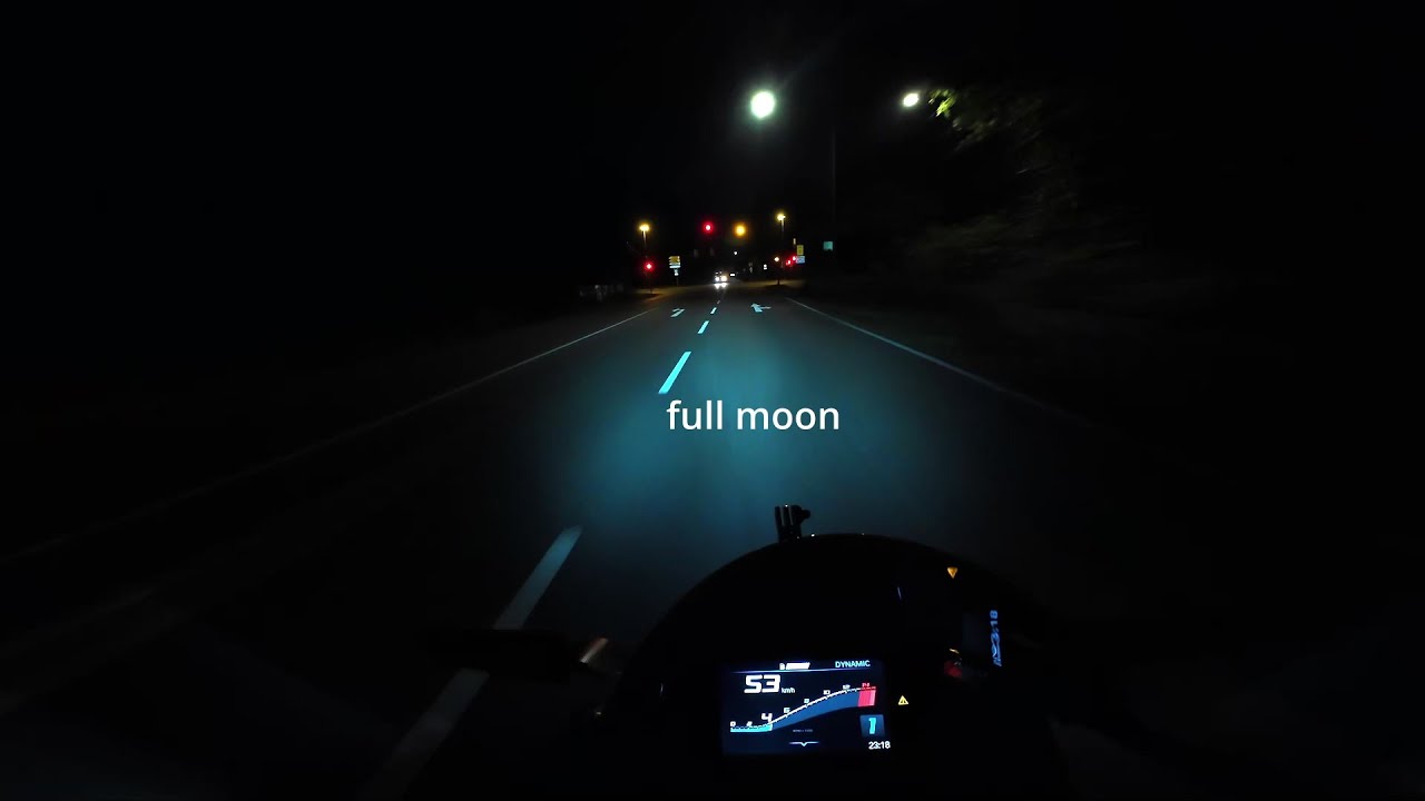 2am - it's full moon, ride with me.. [BMWS1000RR]