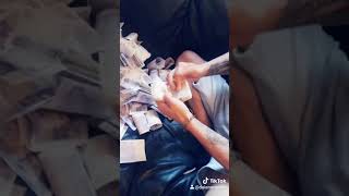 Au Luat Smecherii Vacanta