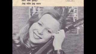 Video thumbnail of "Lena Andersson - Är Det Konstigt Att Man Längtar Bort Nån Gång / Jag Ville Jag Vore (1971)"