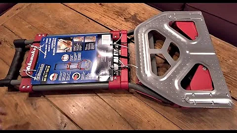 Milwaukee Fold Up Hand Truck - Unboxing (VR180)