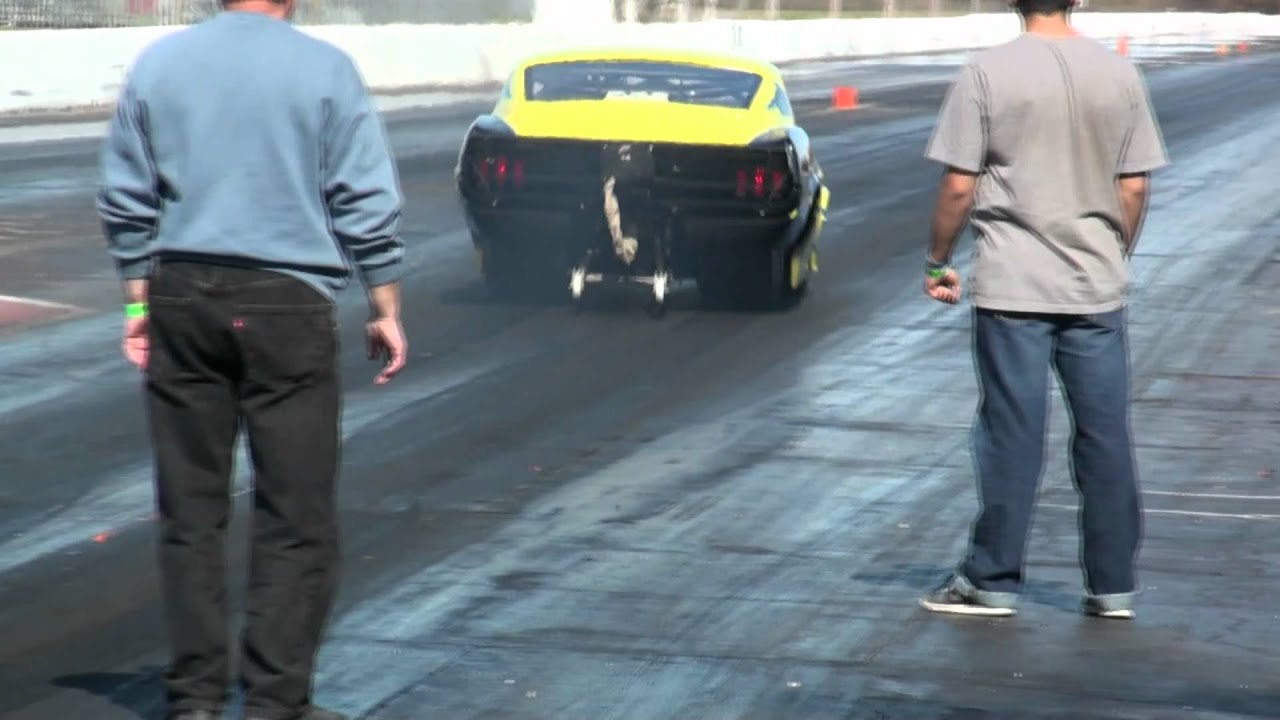 Mustang Drag Car Crashes @ Milan Dragway