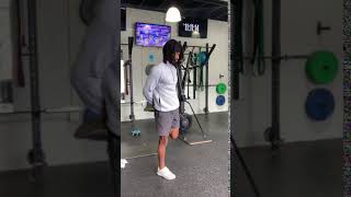 Walking dynamic quad stretch