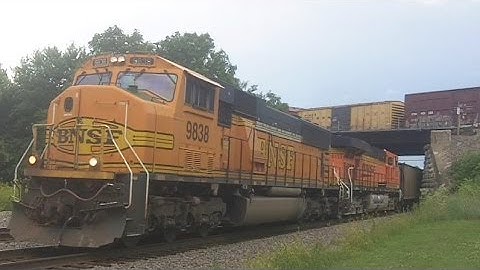 BNSF 9838- SD70MAC Leads Coal Train
