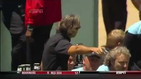 Balotelli failed trick shot - Ma-cut.avi
