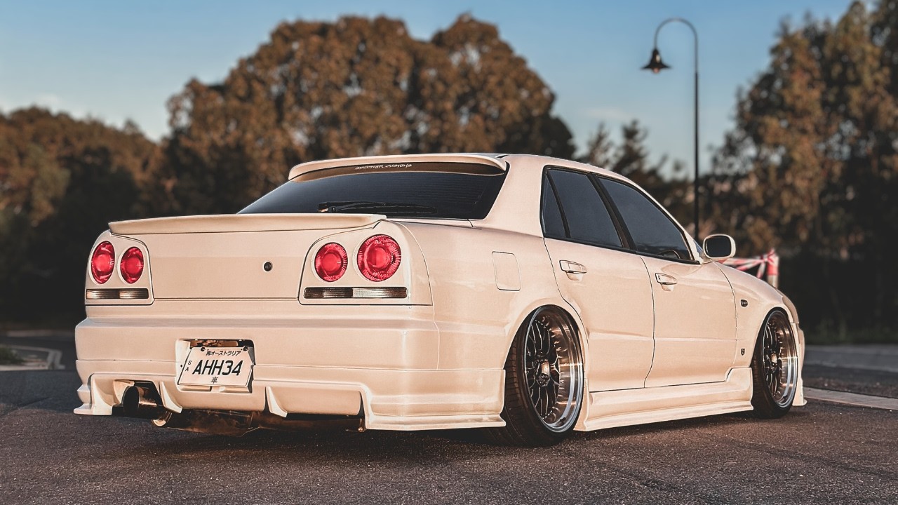 Собираем R34 за 15 минут! (с пневматической подвеской!)