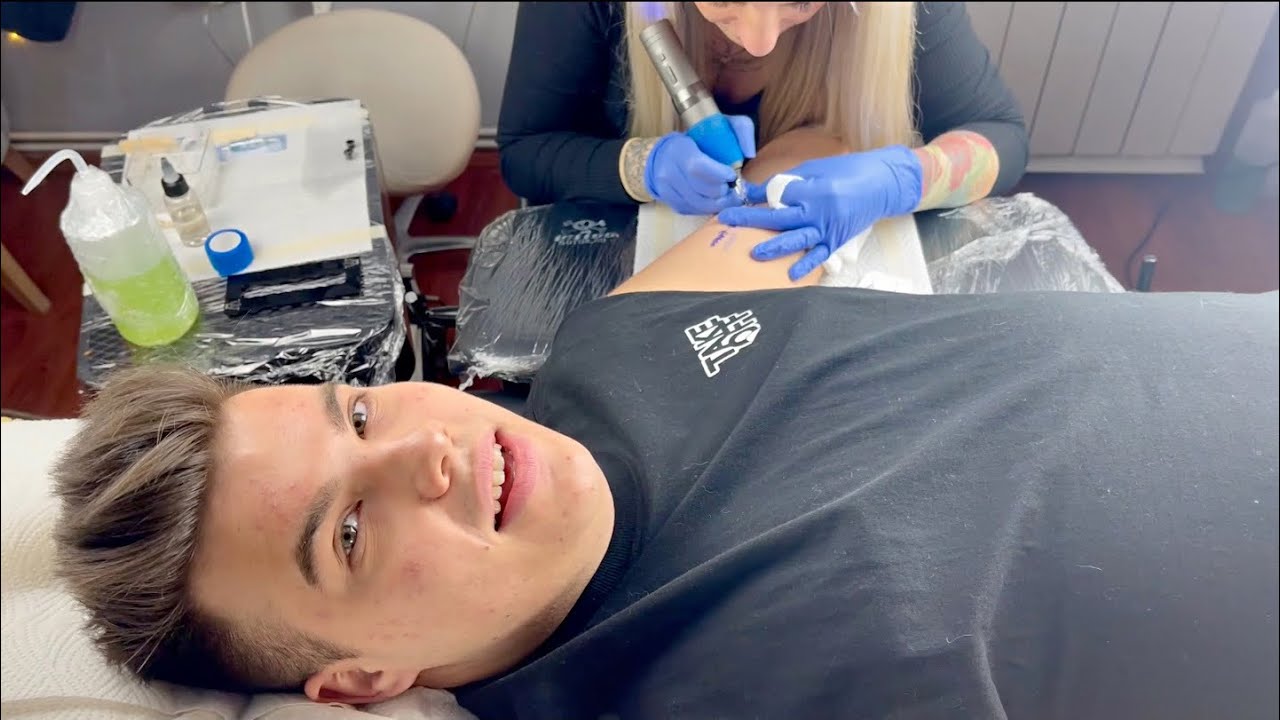 AZ ELSŐ TETOVÁLÁSOM! 😍