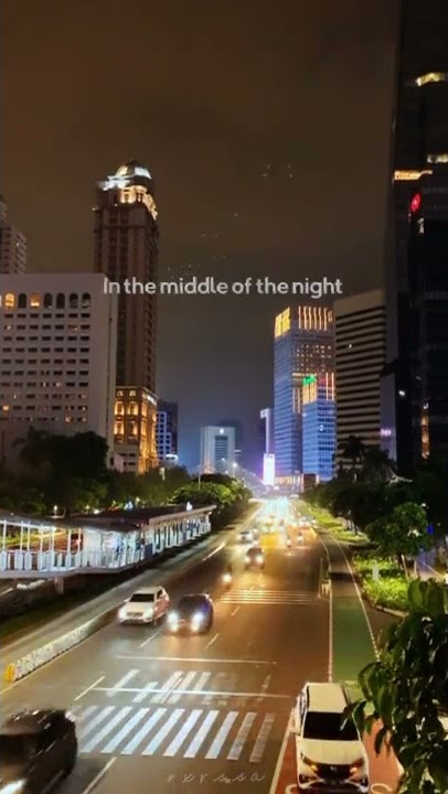 Middle of the Night - Elley Duhe Lyrics Story Wa in the middle of the night