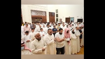 مقتطفات من صلاة التراويح للشيخ توفيق الصايغ ( اواخر سورة الواقعه )