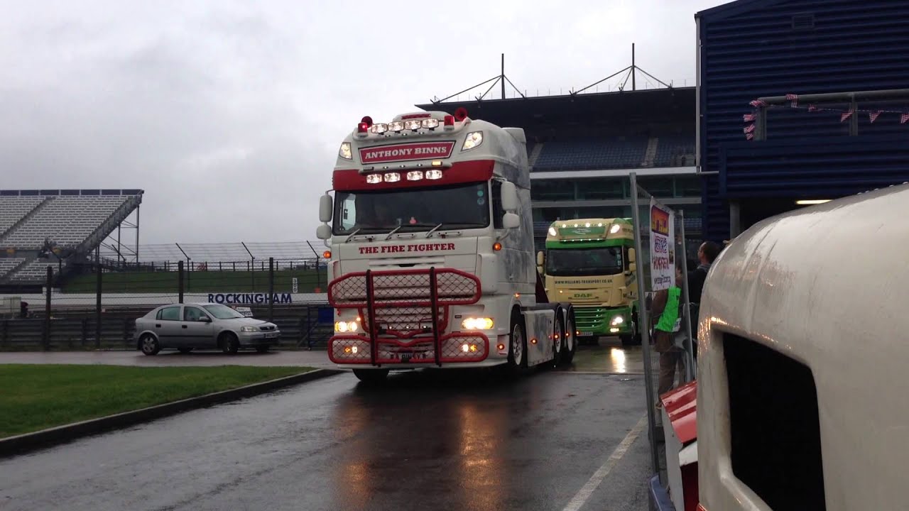 Cars and Stripes 2015, Rockingham Truck Parade YouTube