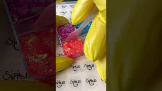 Making glitter gel pallet