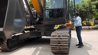 India:CX220C Crawler Excavator Walkthrough/Walkaround