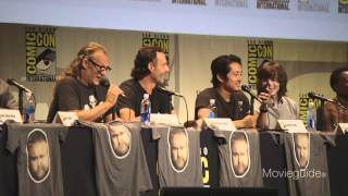 Lauren Cohan Texts Steven Yeun During Comic-Con Panel