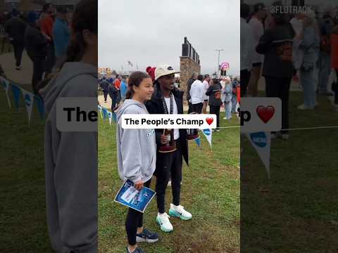 Habtom Samuel takes time for the fans after winning his first national title 🥇#ncaaxc25