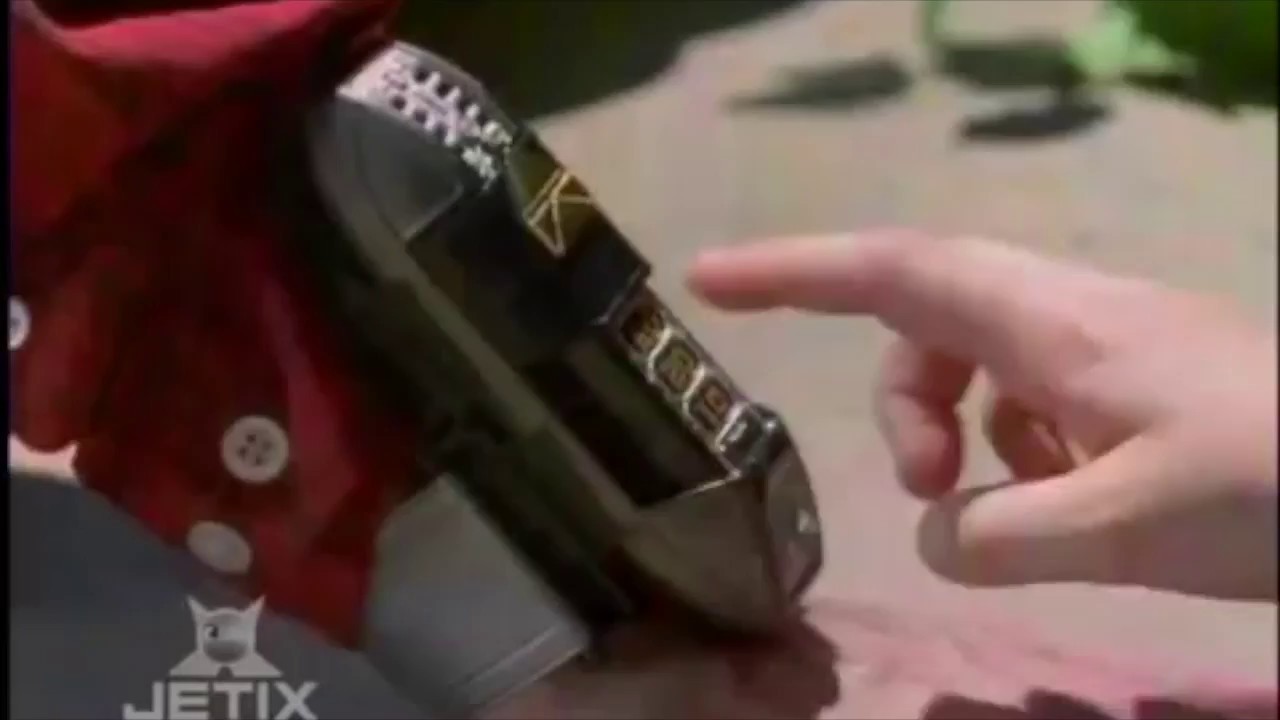 Power Rangers in Space: Andros uses the Battilizer (w/ Epic Ip Man ...