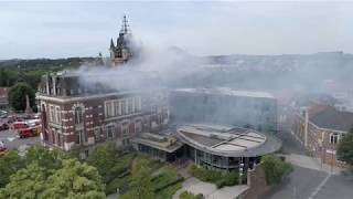 Incendie à Bruay-la-Buissière : la mairie en partie détruite Resimi