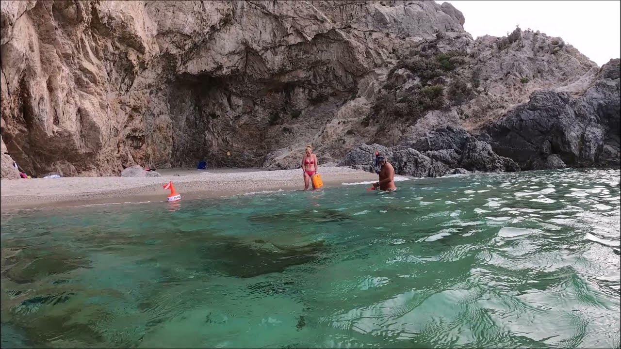 SPIAGGIA NASCOSTA DI PUNTA CRENA VARIGOTTI DI FINALE LIGURE (LIGURIA ...