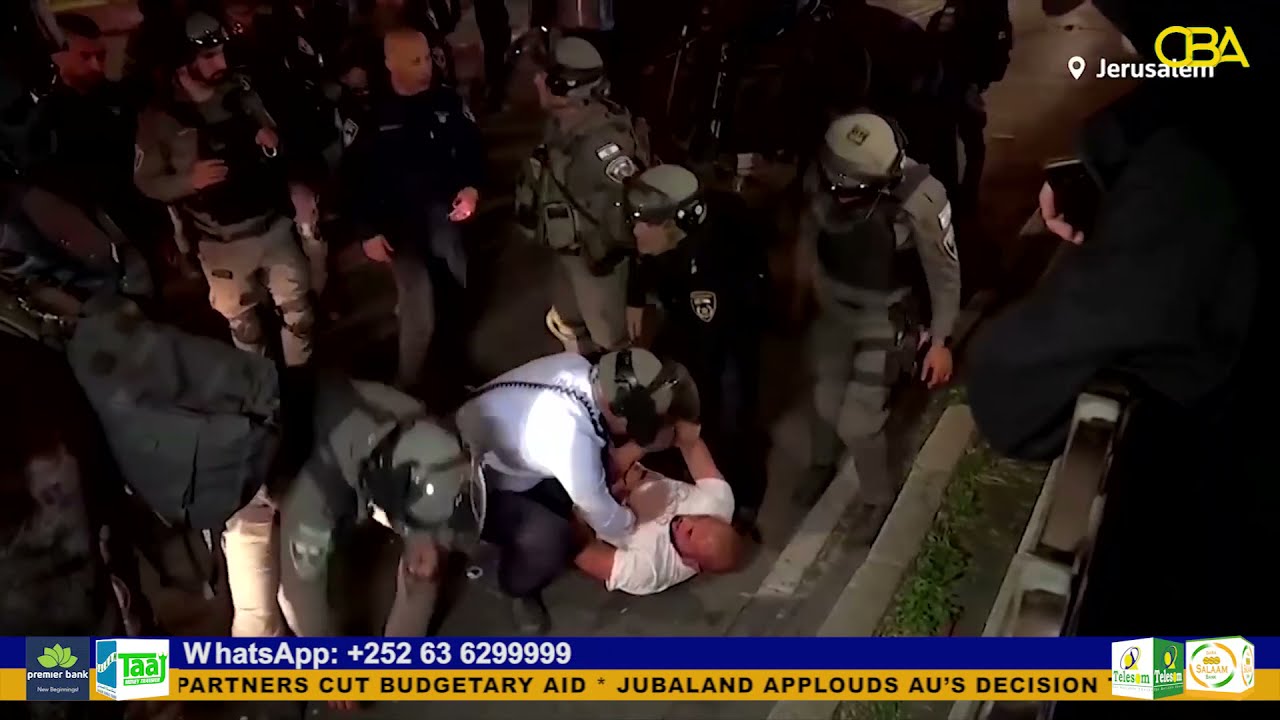 Scuffles in Jerusalem after Israeli-Palestinian Ramadan night clashes