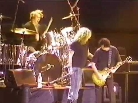 Jimmy Page & Robert Plant - Budapest 1998 (full show) - YouTube