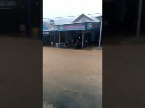 Detik-detik Dayeuhluhur Cilacap Banjir