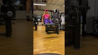 Leg extension feet (toes inward)