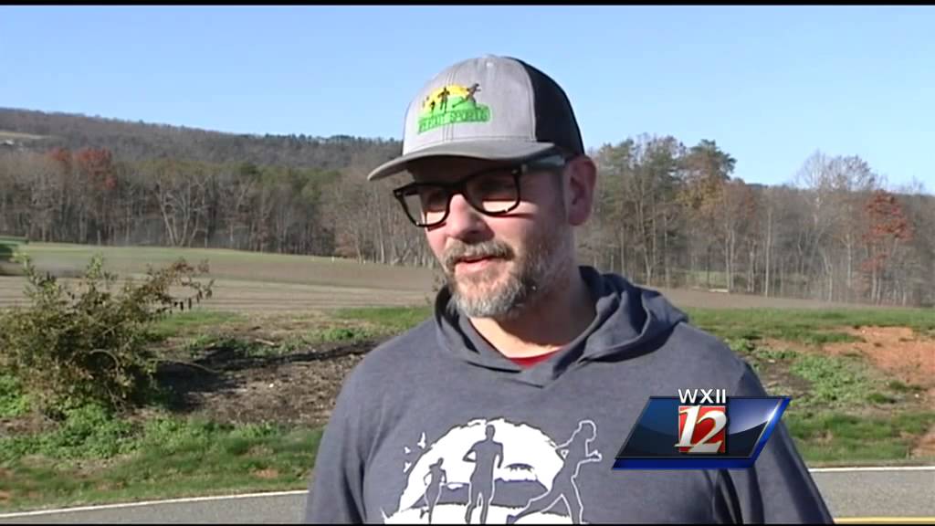 How do you pronounce Sauratown Mountain?