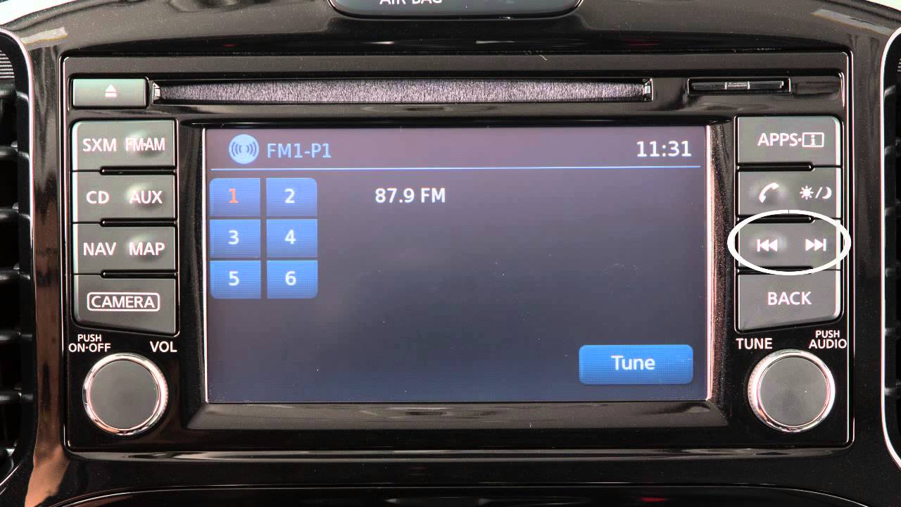 2015 NISSAN Juke Audio System with Navigation (if so
