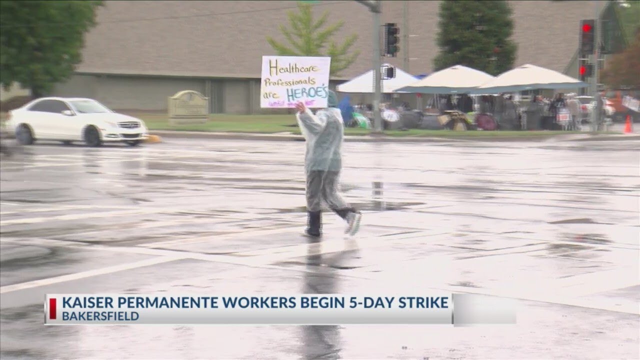 Kaiser Permanente workers begin 5-day strike - YouTube