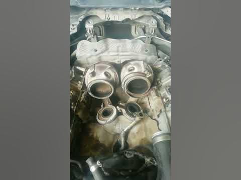 BMW X5 TURBO REPAIR - YouTube