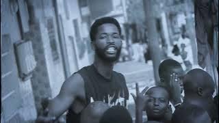 WAR  RAPPEL À L'ORDRE