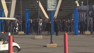 Thousands of officers, first responders arrive to pay respects to fallen Bristol officers