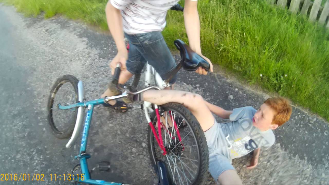 Дтп, велосипеды, отрезало пол пальца