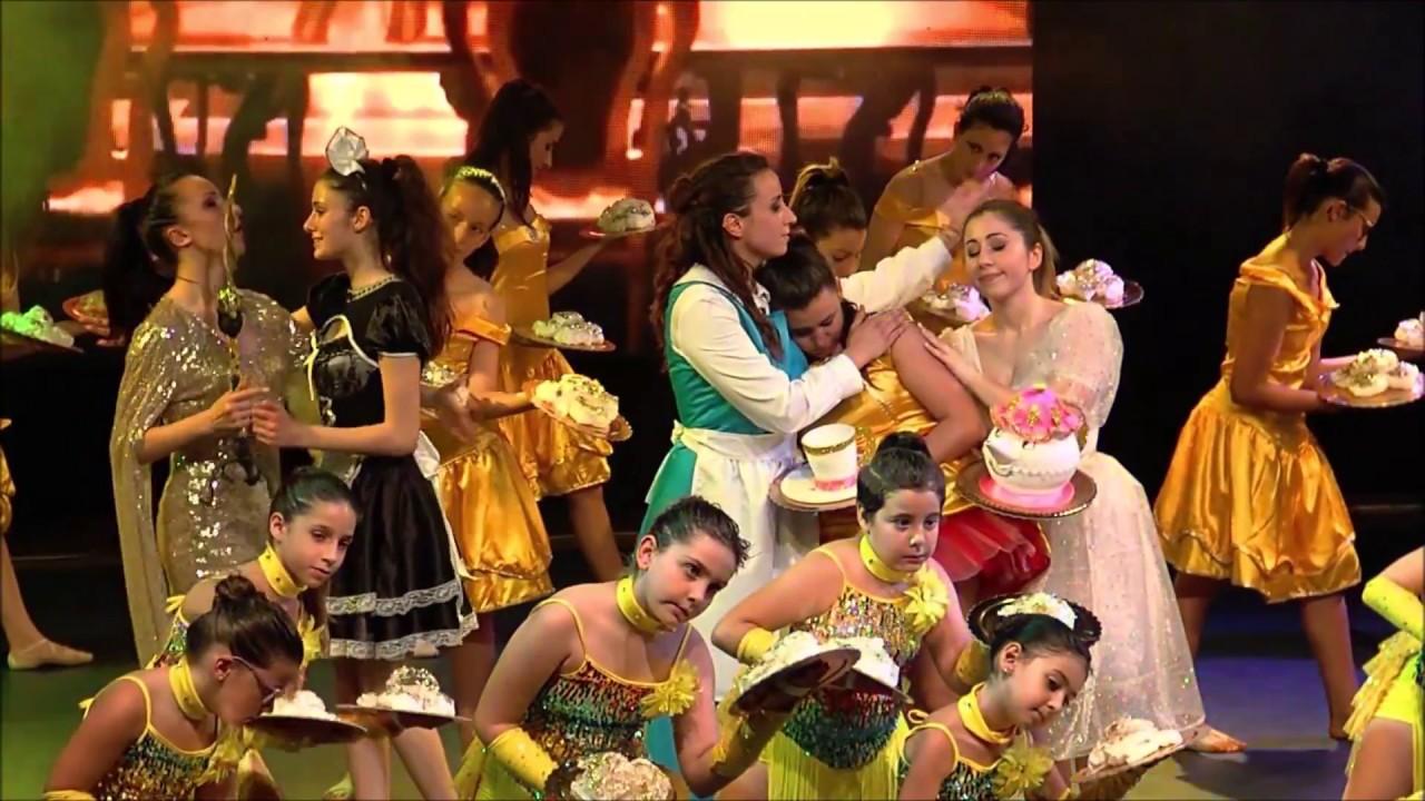 LA BELLA E LA BESTIA saggio 2017