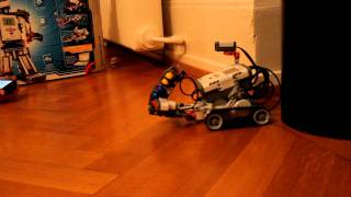 LEGO Mindstorms NXT 2.0 Shooterbot Robot remote controlled by Android Phone (MINDDroid)