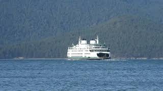 State ferry Samish leaves Anacortes screenshot 5